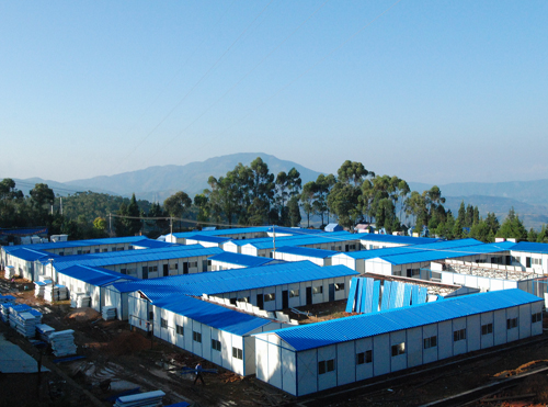 彩涂板應(yīng)用案例—四川汶川災(zāi)后重建安置工程